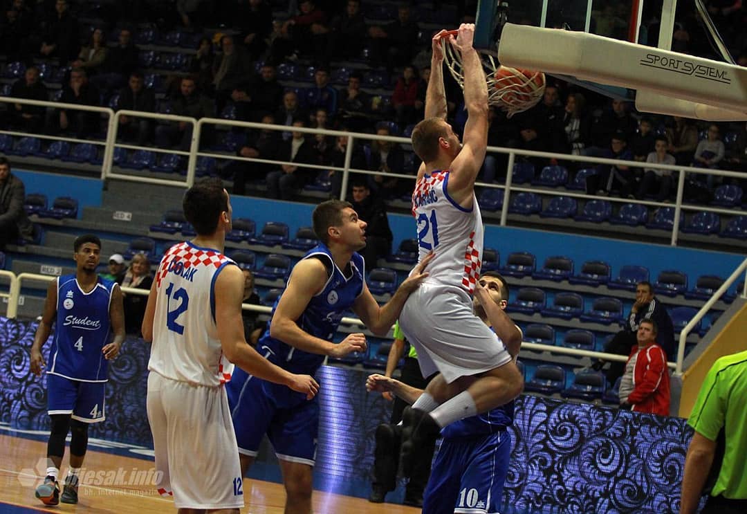 Mladost 71 – 77 HKKŠiroki