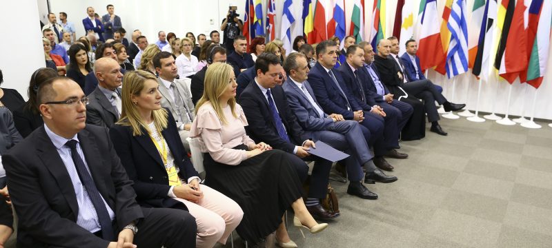 Okupljeni visoki uzvani na predstavljanju projek ta izgra dnje Dom fra Mladen Hrkać (1)