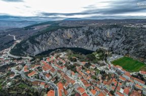 imotski-modro-jezero-gospin-dolac-768×432